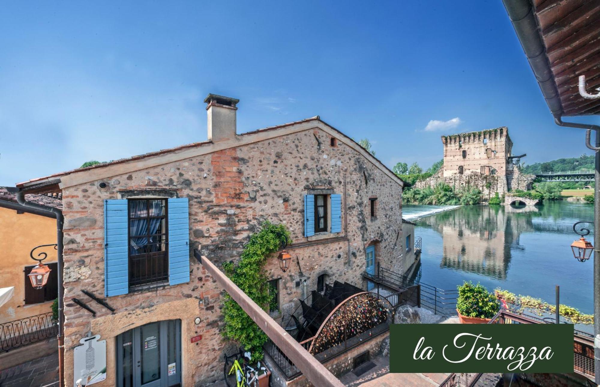 Il Borghetto Vacanze Nei Mulini Valeggio sul Mincio Eksteriør billede